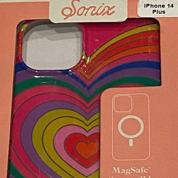 Sonix Rainbow Hearts Protective Case for Apple iPhone 14 Plus with MagSafe NWT - Picture 3 of 5